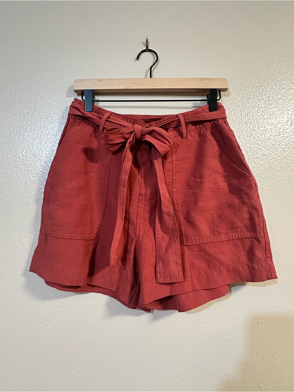 a new day High-Waist Tie Belt Linen-Blend Shorts - Rust Red